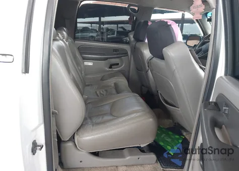 2003 GMC Yukon Xl 1500 Slt z USA, uszkodzony, nr VIN 3GKFK16Z13G270861